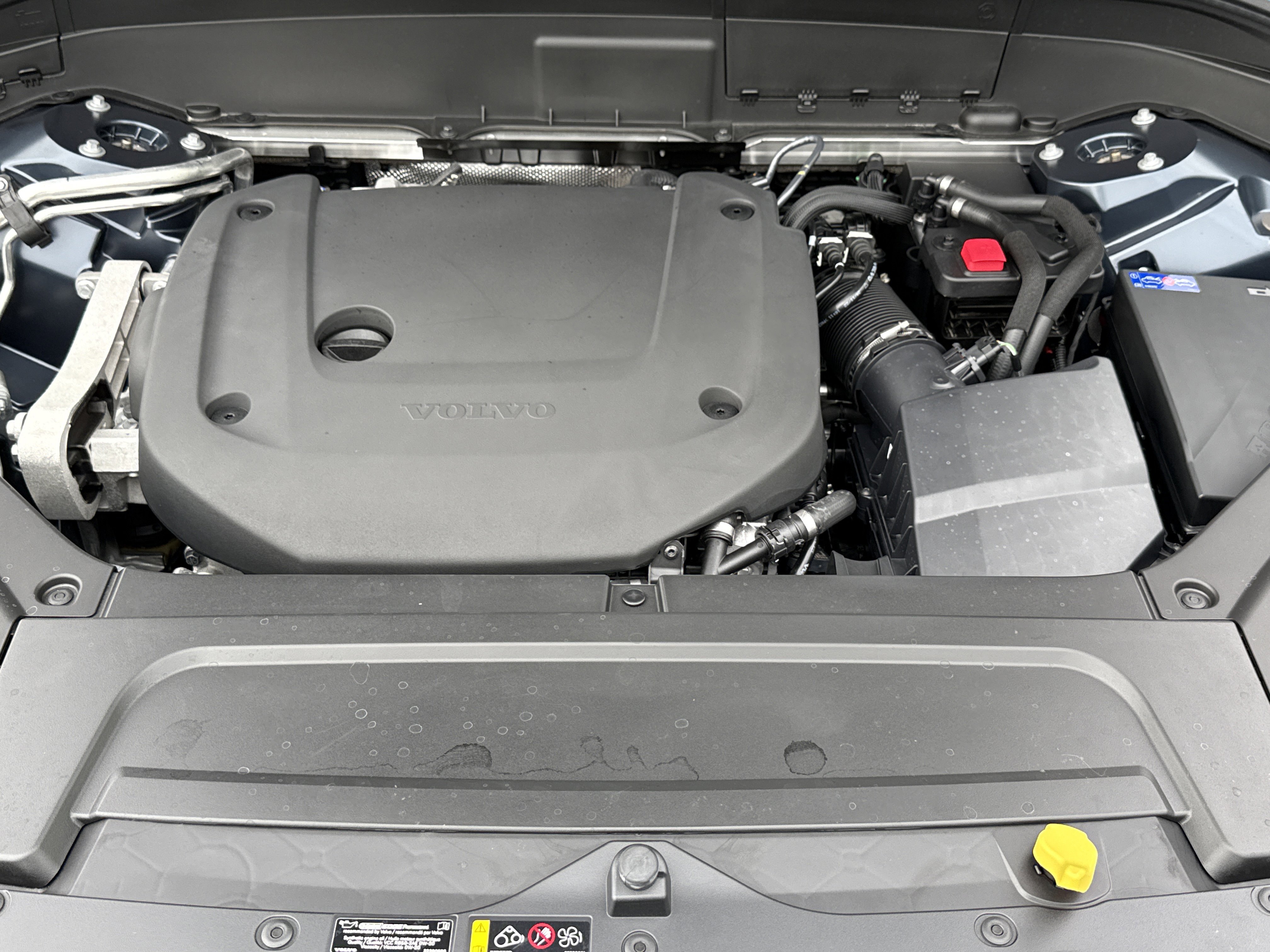 Used 2025 Volvo XC90 B6 Plus image 36