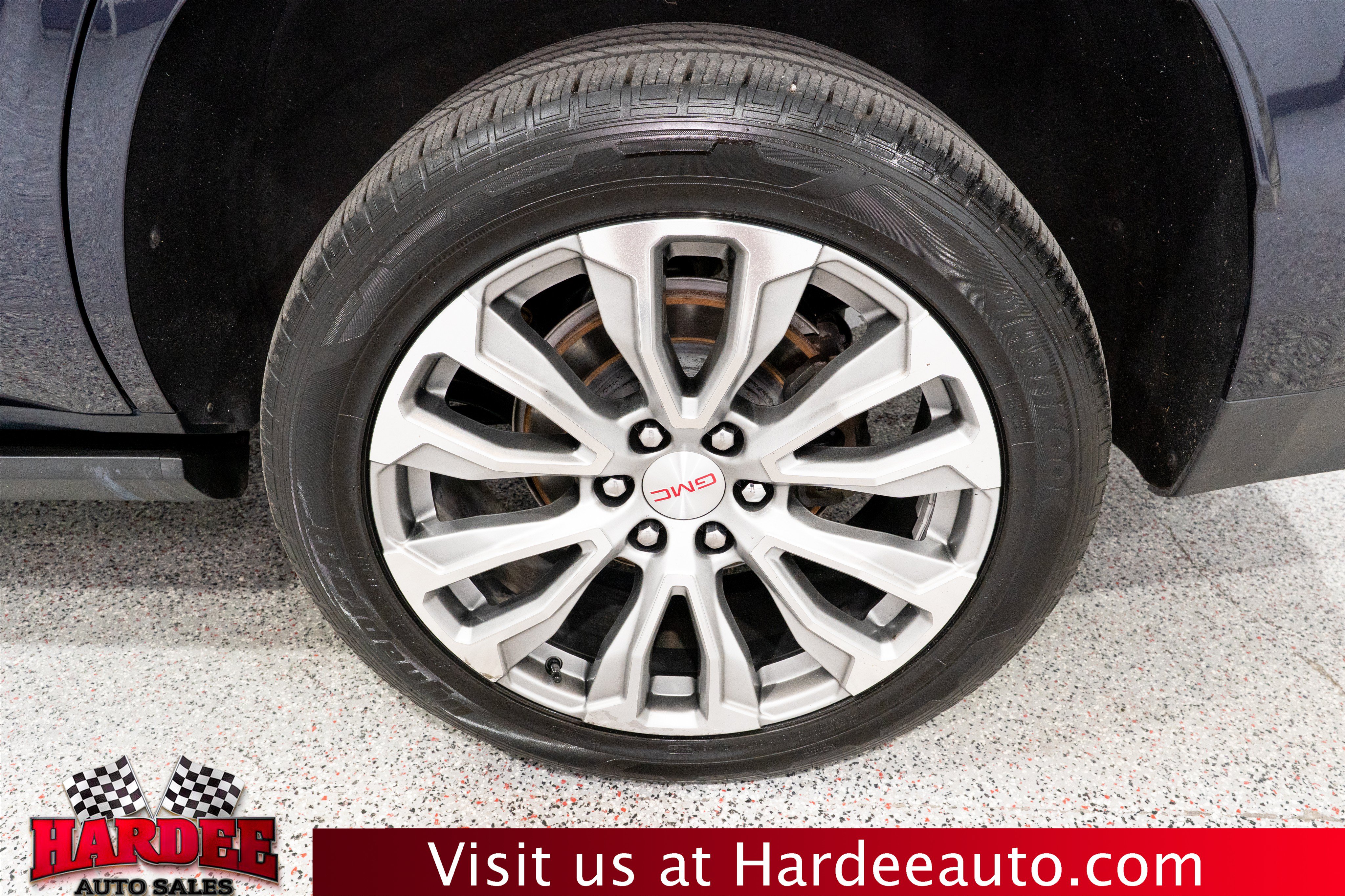 Used 2023 GMC Yukon Denali AWD/4WD image 10