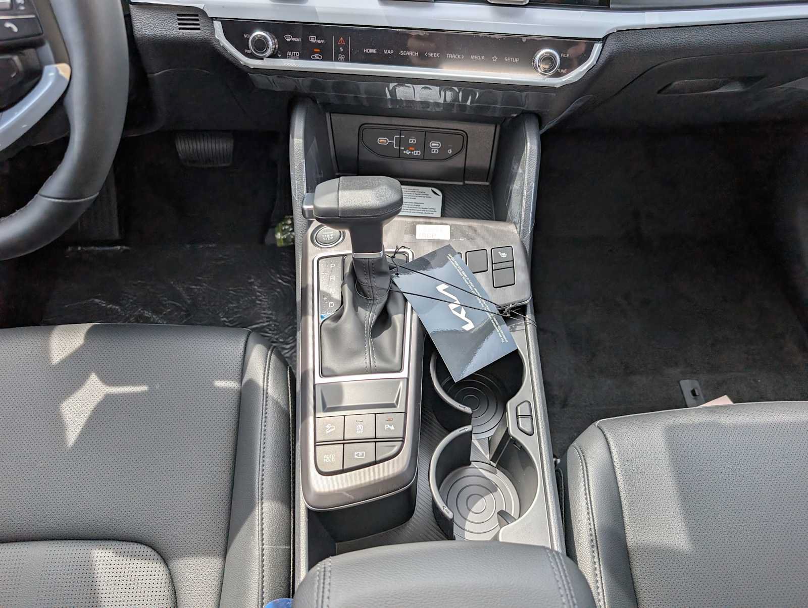 New 2026 Kia Sportage EX AWD/4WD image 13