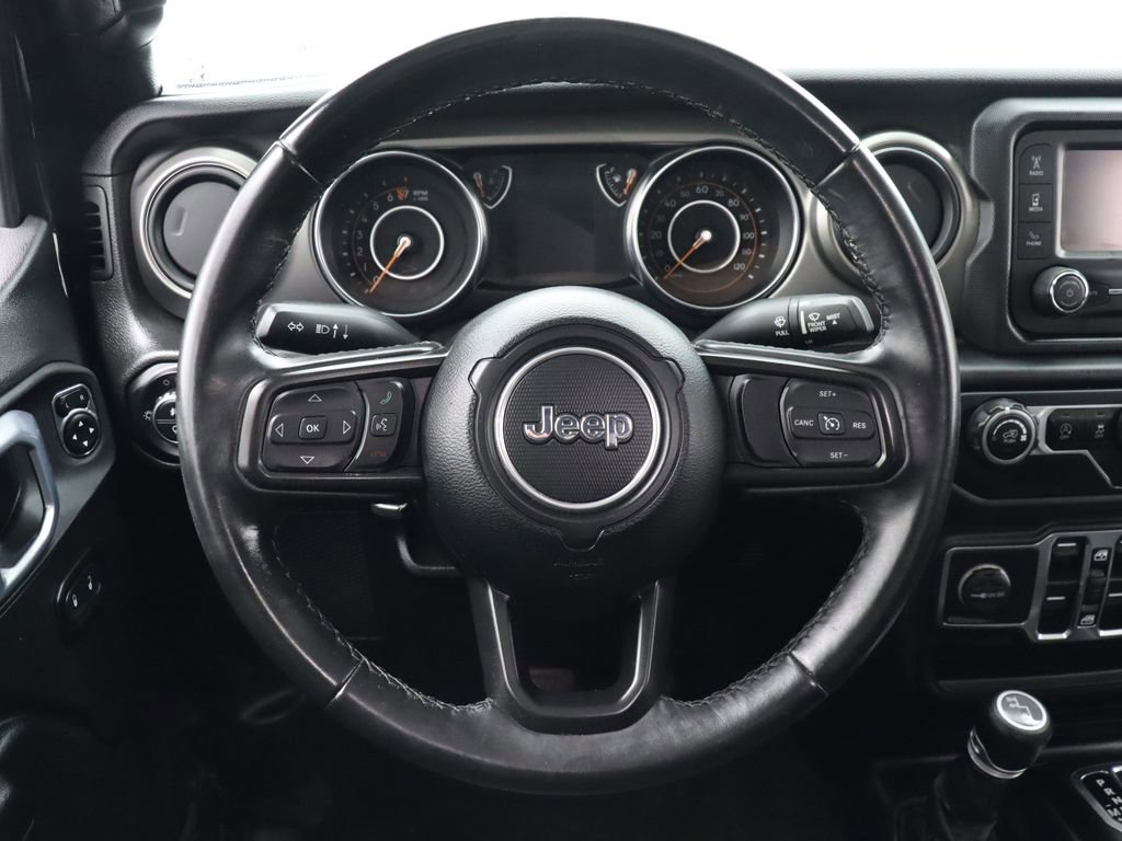 Used 2021 Jeep Gladiator Willys image 17