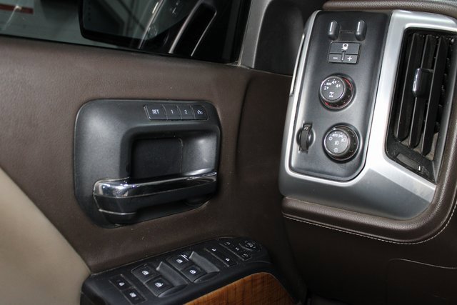 Used 2014 GMC Sierra 1500 SLT w/ SLT Crew Cab Value Package image 23