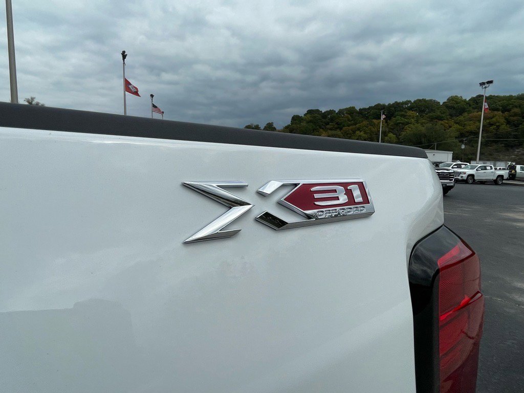 New 2025 GMC Sierra 2500 Pro w/ Convenience Package image 21