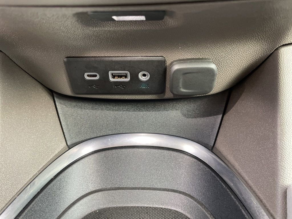 Used 2025 Chevrolet Malibu LT image 19