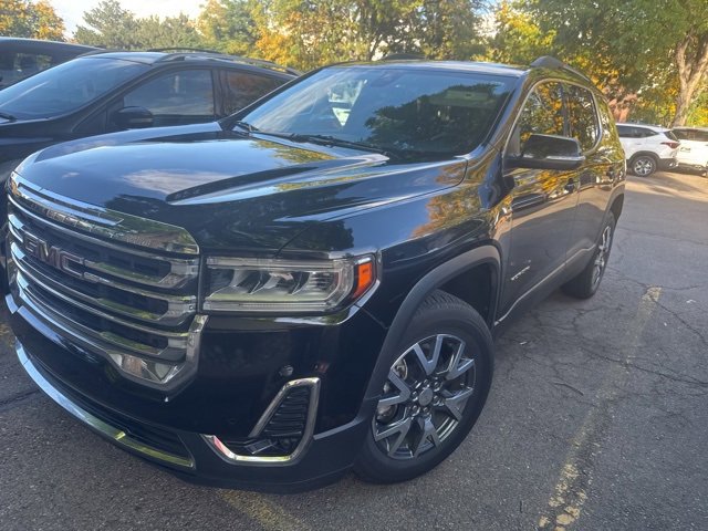 Used 2023 GMC Acadia SLT