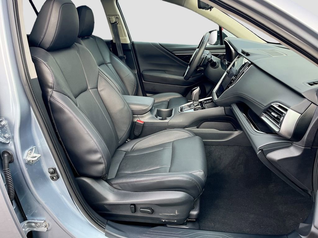 Used 2025 Subaru Outback Touring image 31