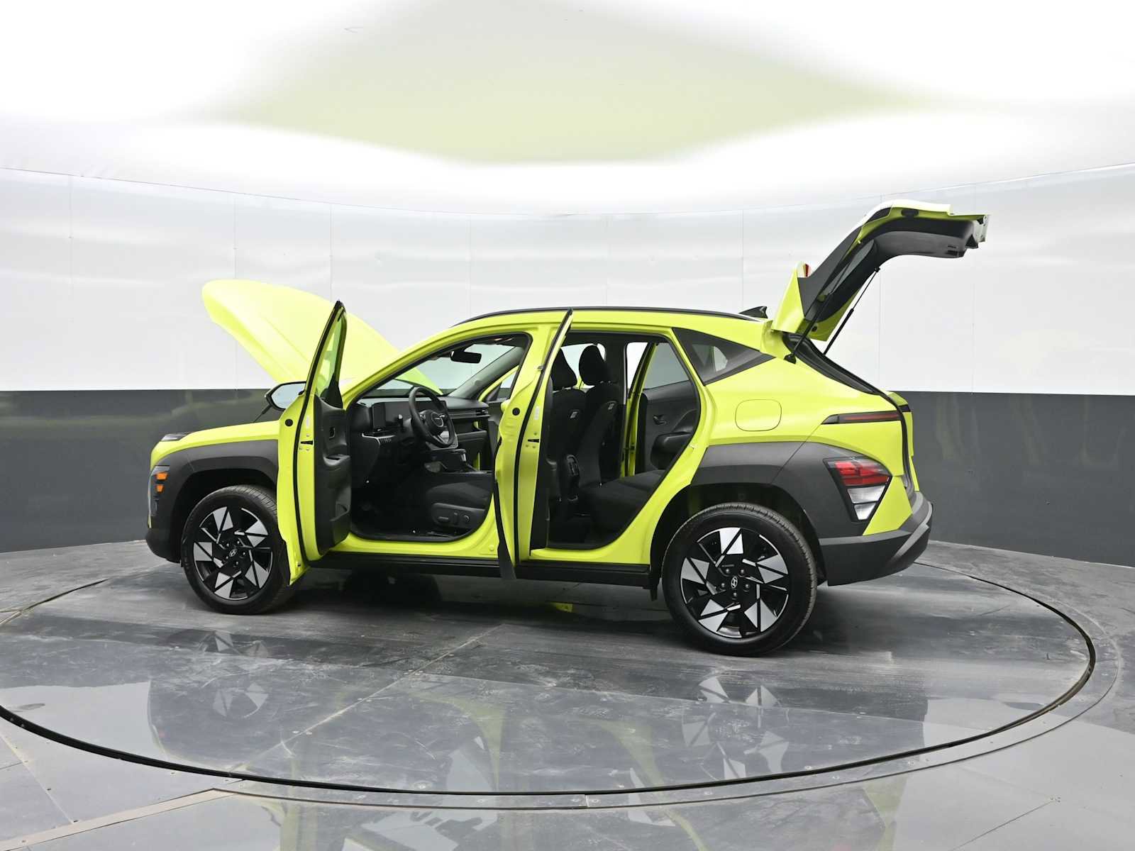 Certified 2025 Hyundai Kona SEL image 41