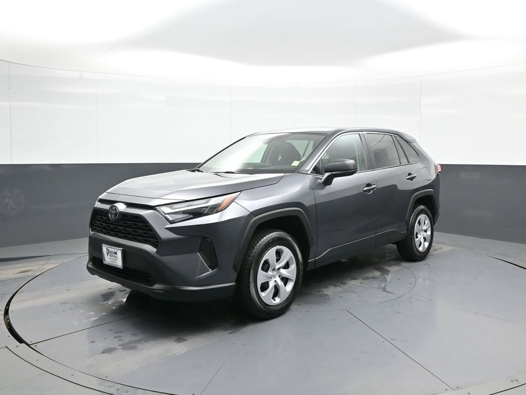 Used 2025 Toyota RAV4 LE image 1