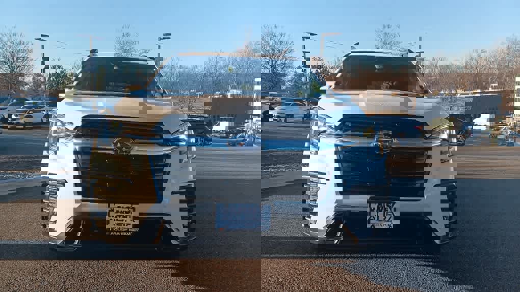 Used 2023 Subaru Ascent Limited image 8