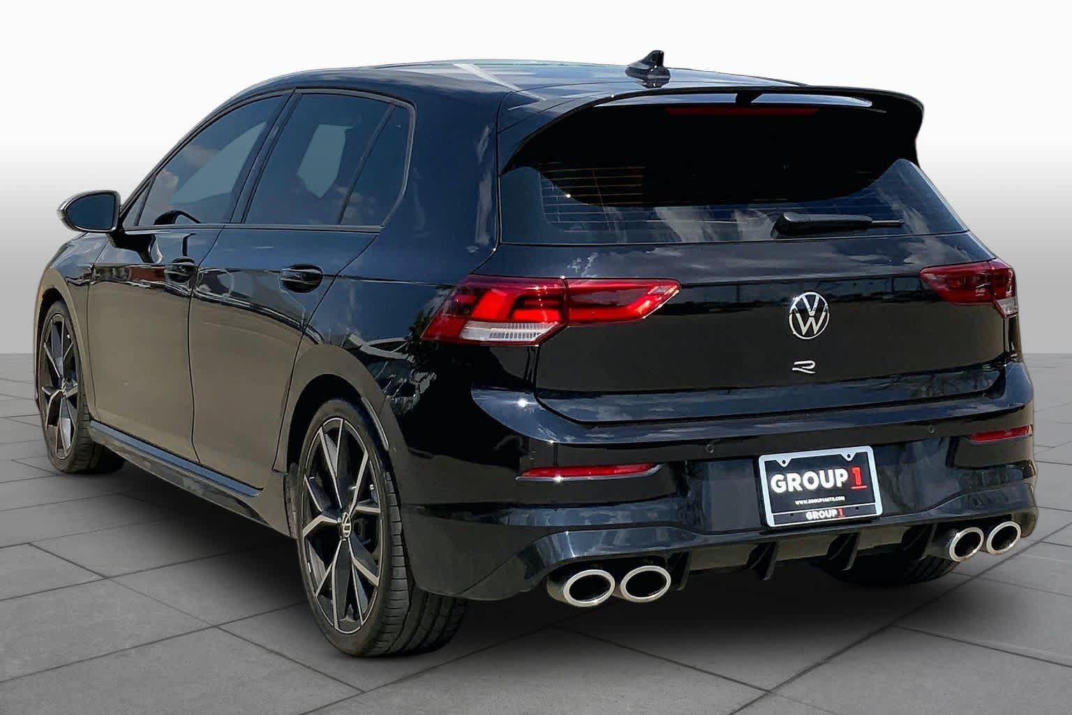 Used 2024 Volkswagen Golf R AWD/4WD image 10
