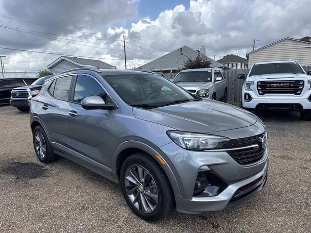 Used 2023 Buick Encore GX Select w/ Sport Touring Package image 4
