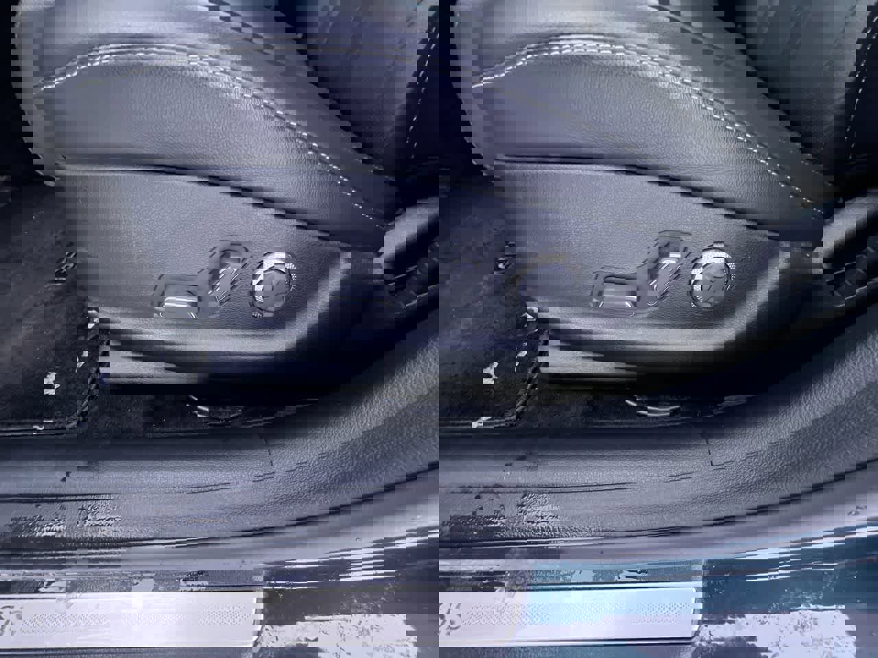 Used 2023 Genesis G80 2.5T image 12