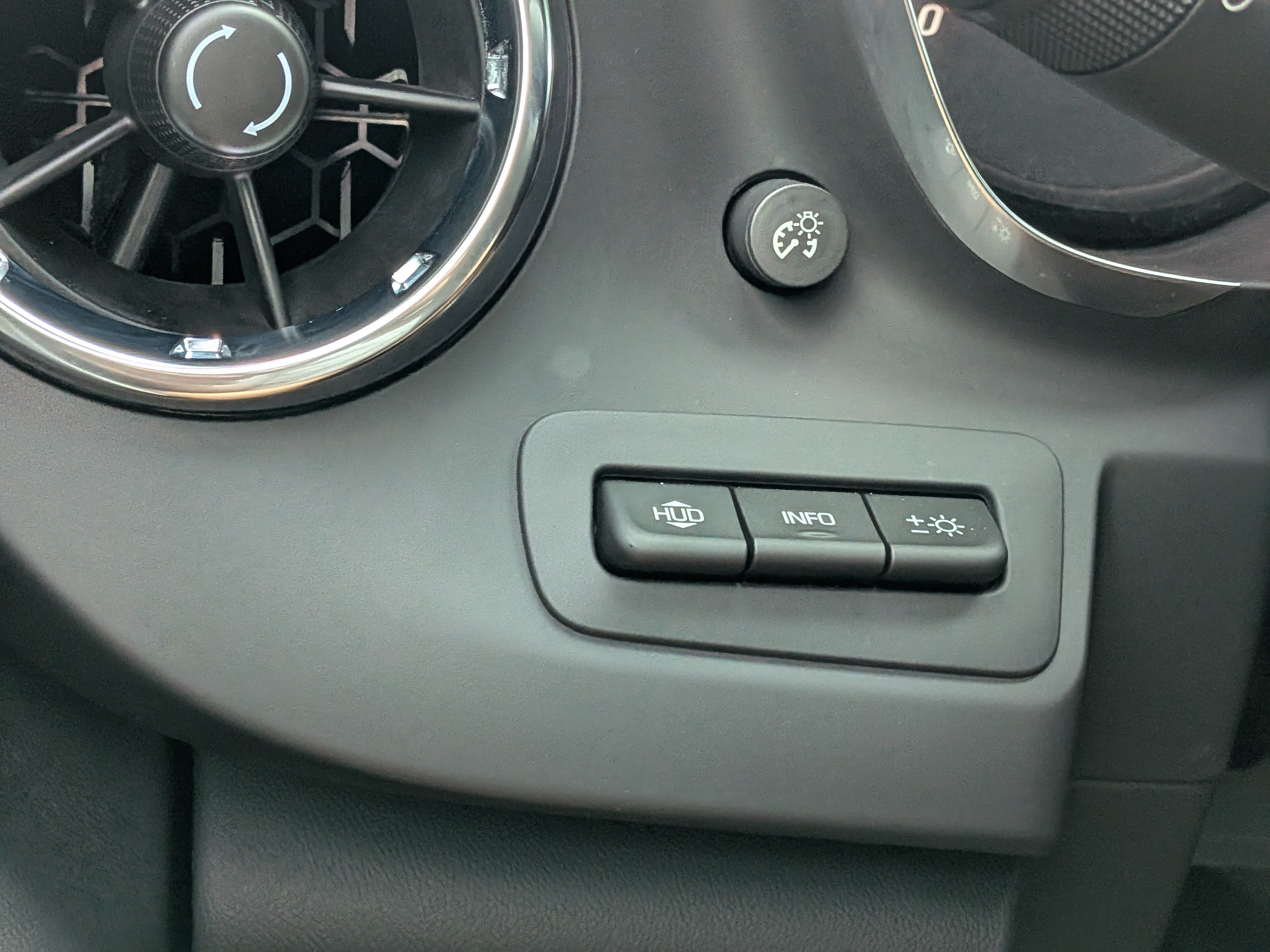 Used 2023 Chevrolet Camaro SS RWD image 21