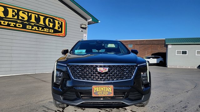 Used 2024 Cadillac XT4 Premium Luxury AWD/4WD image 3