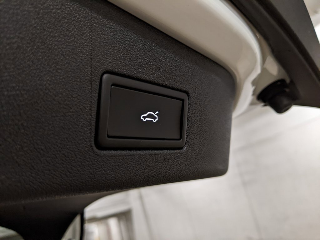 New 2025 Volkswagen ID.4 Pro S image 29