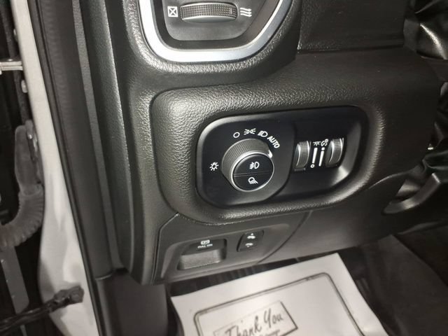 Used 2023 RAM 1500 Laramie AWD/4WD image 16