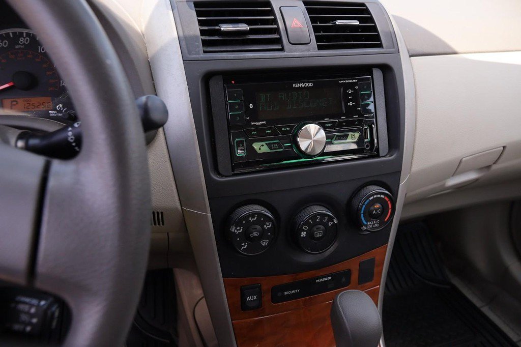Used 2009 Toyota Corolla XLE FWD image 11