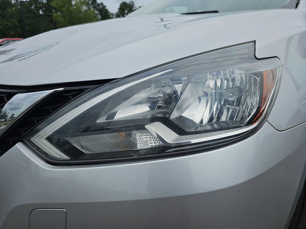 Used 2016 Nissan Sentra SV FWD image 34