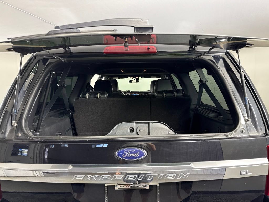 Used 2017 Ford Expedition EL Platinum AWD/4WD image 29