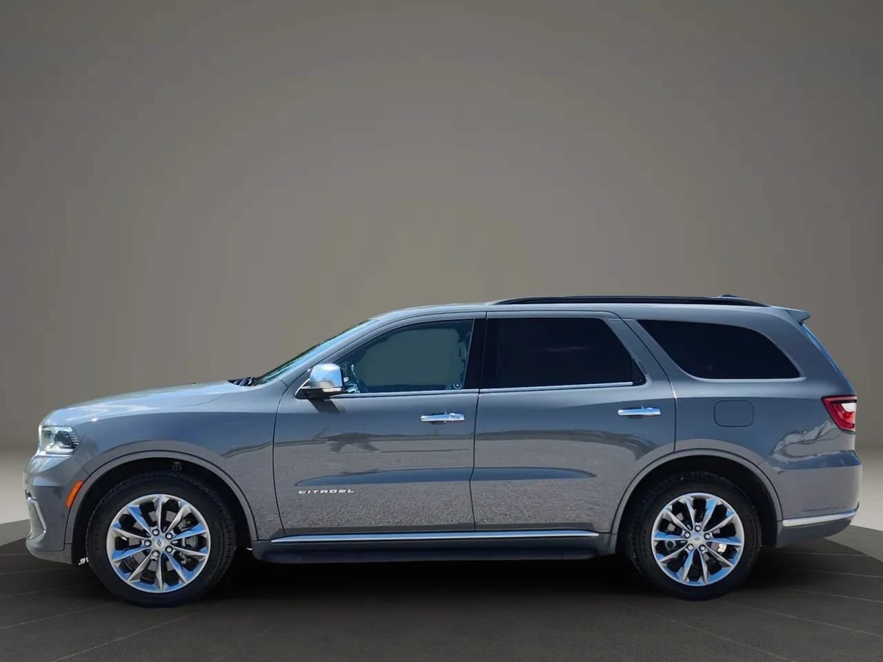 Used 2022 Dodge Durango Citadel w/ Trailer Tow Group IV AWD/4WD image 4