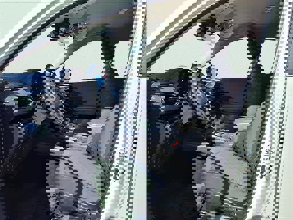 Used 2024 Subaru Crosstrek 2.0i Premium image 14