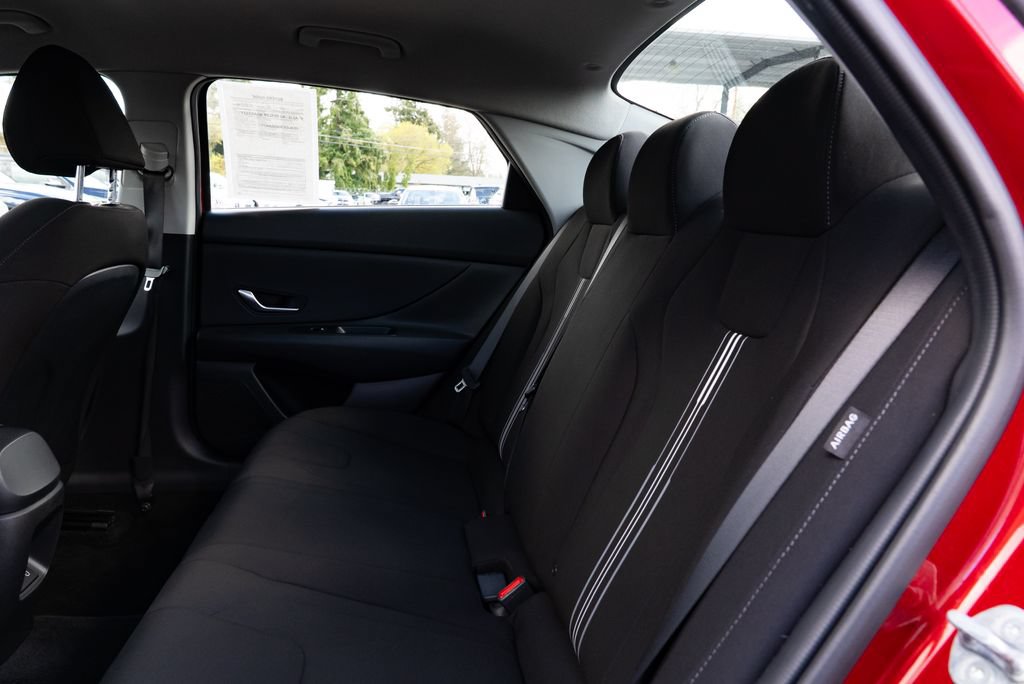Used 2024 Hyundai Elantra SEL FWD image 20