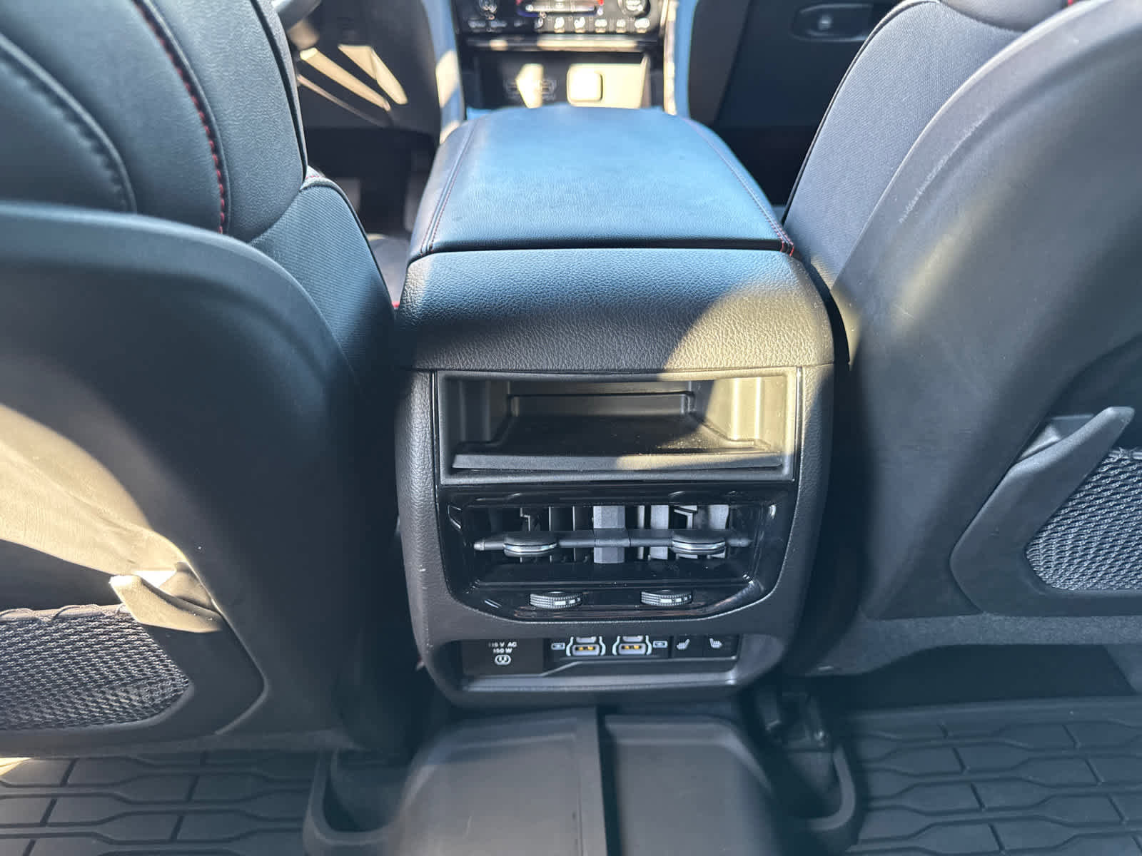 Used 2022 Jeep Grand Cherokee Trailhawk image 32