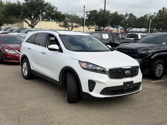 Used 2019 Kia Sorento FWD w/ LX Convenience Package image 3