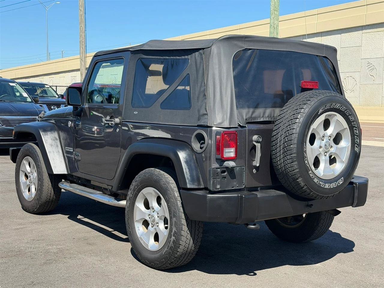 Used 2014 Jeep Wrangler Sport w/ Connectivity Group AWD/4WD image 15