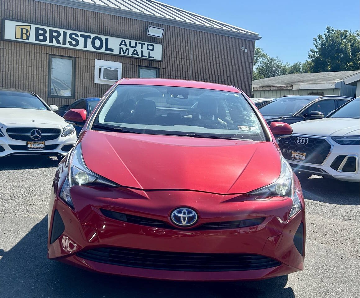 Used 2018 Toyota Prius Four Touring w/ Premium Convenience Package FWD image 7