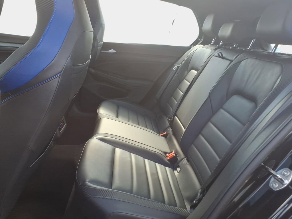 Used 2024 Volkswagen Golf R image 13