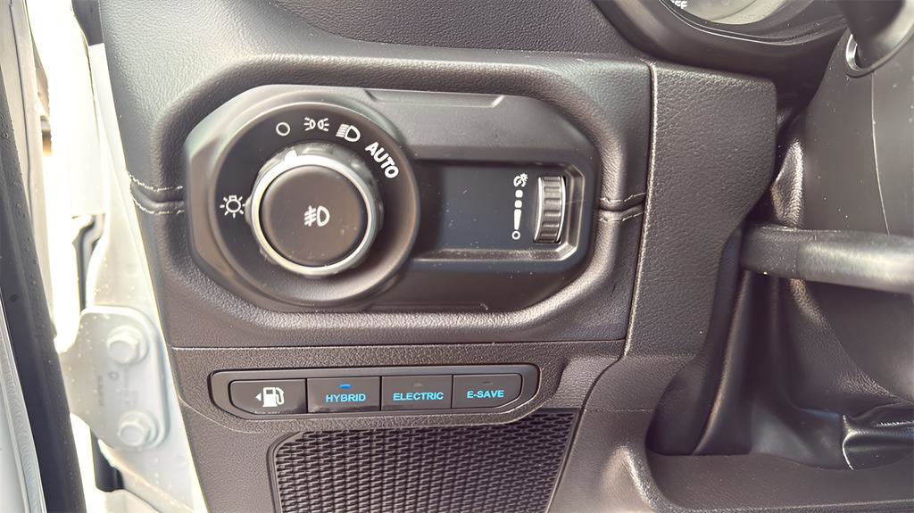 Used 2024 Jeep Wrangler Sahara 4xe image 19