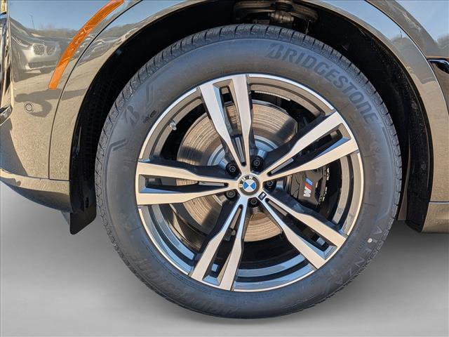 New 2026 BMW X7 M60i image 10