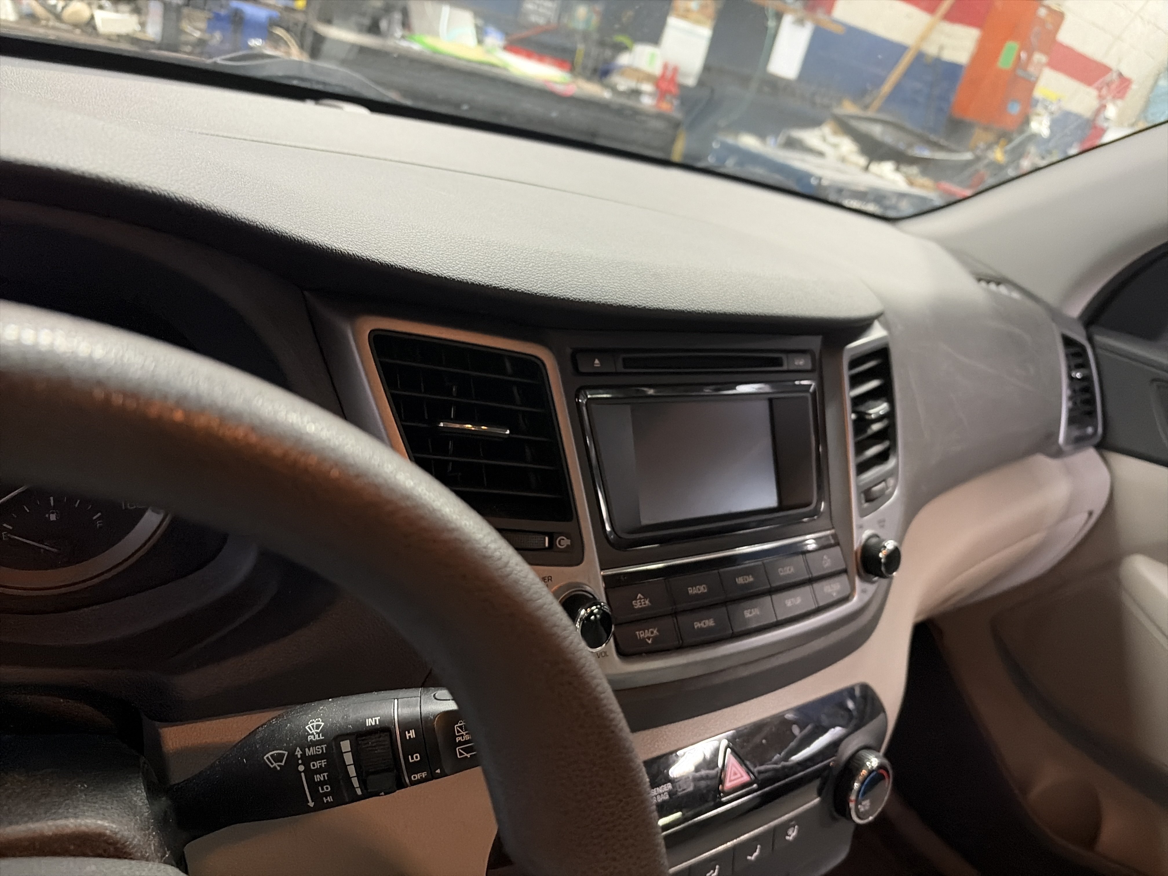 Used 2017 Hyundai Tucson SE AWD/4WD image 10