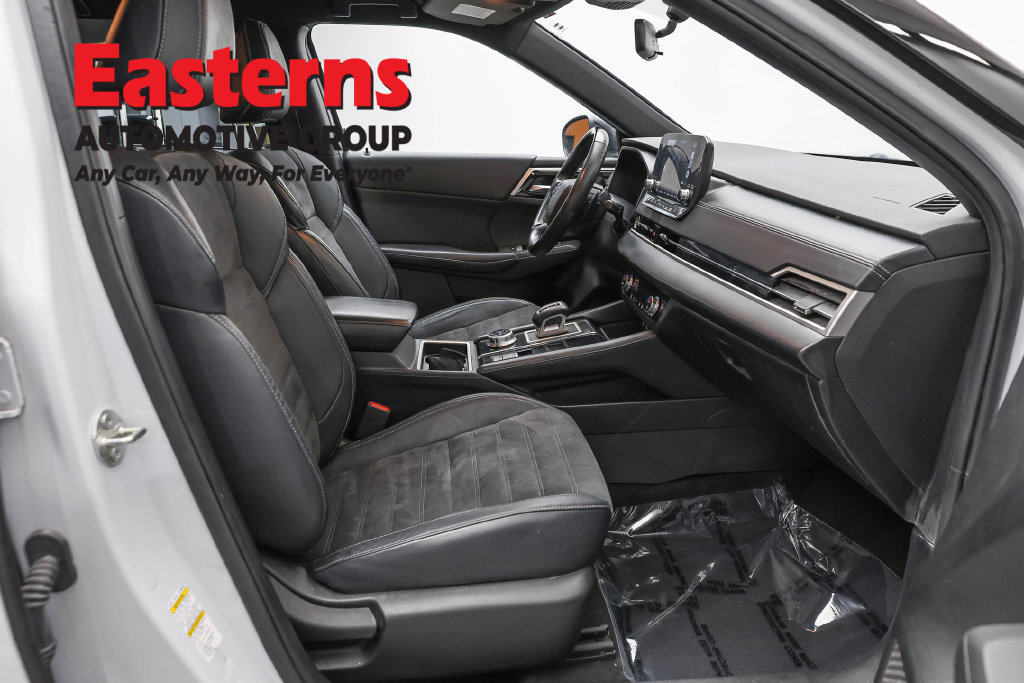 Used 2023 Mitsubishi Outlander SE Black Edition AWD/4WD image 25