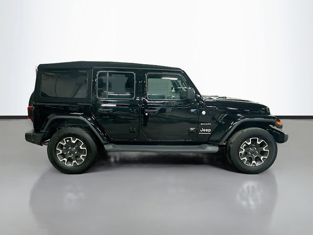 Used 2024 Jeep Wrangler Sahara w/ Technology Group image 5