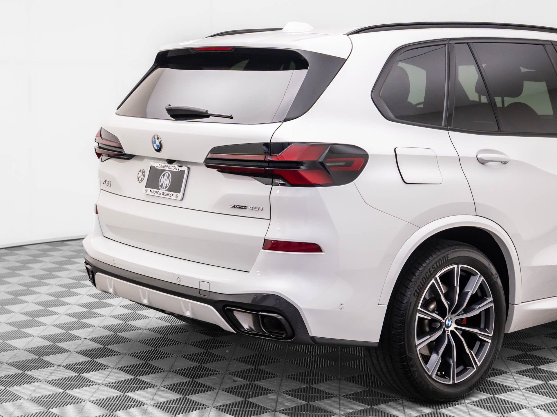 Used 2024 BMW X5 xDrive40i w/ M Sport Package image 36