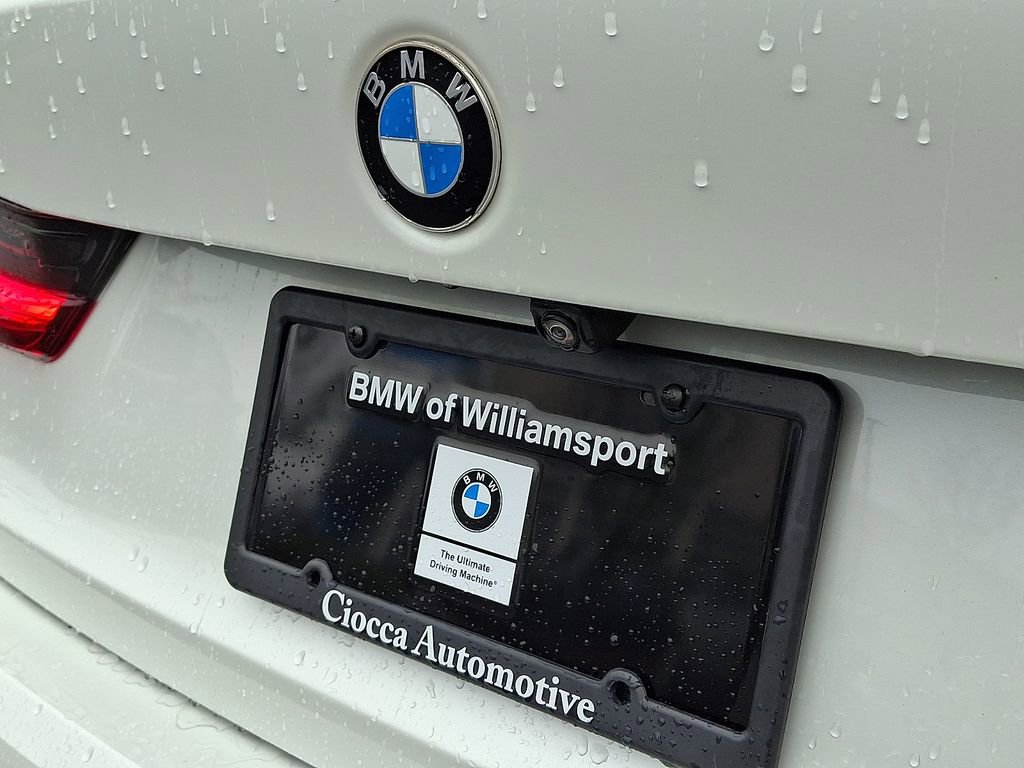 Used 2021 BMW 330i xDrive Sedan w/ Convenience Package image 32