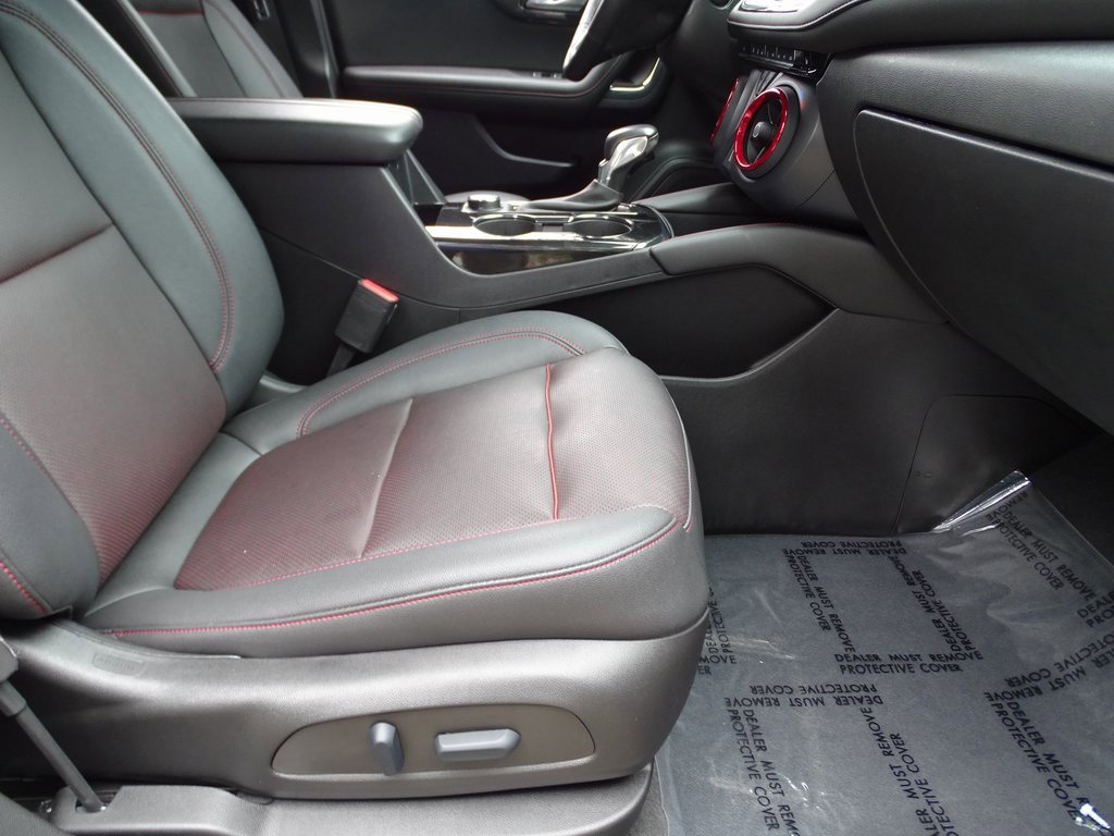 Used 2022 Chevrolet Blazer RS image 11