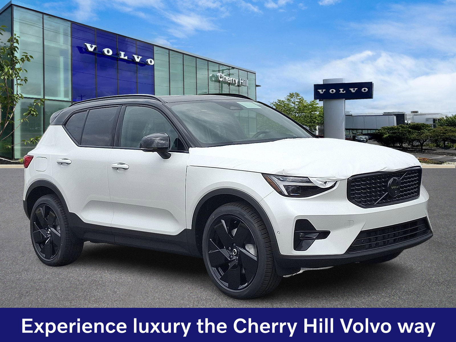 New 2026 Volvo XC40 B5 Ultra w/ Protection Package Premier AWD/4WD image 1