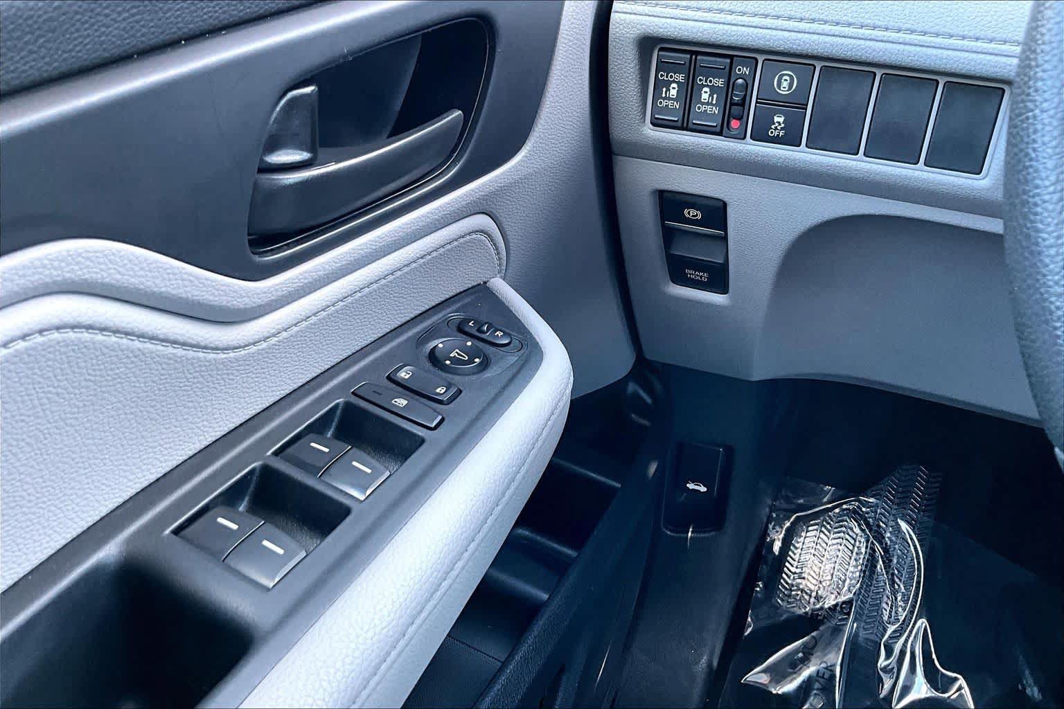Used 2024 Honda Odyssey EX image 34