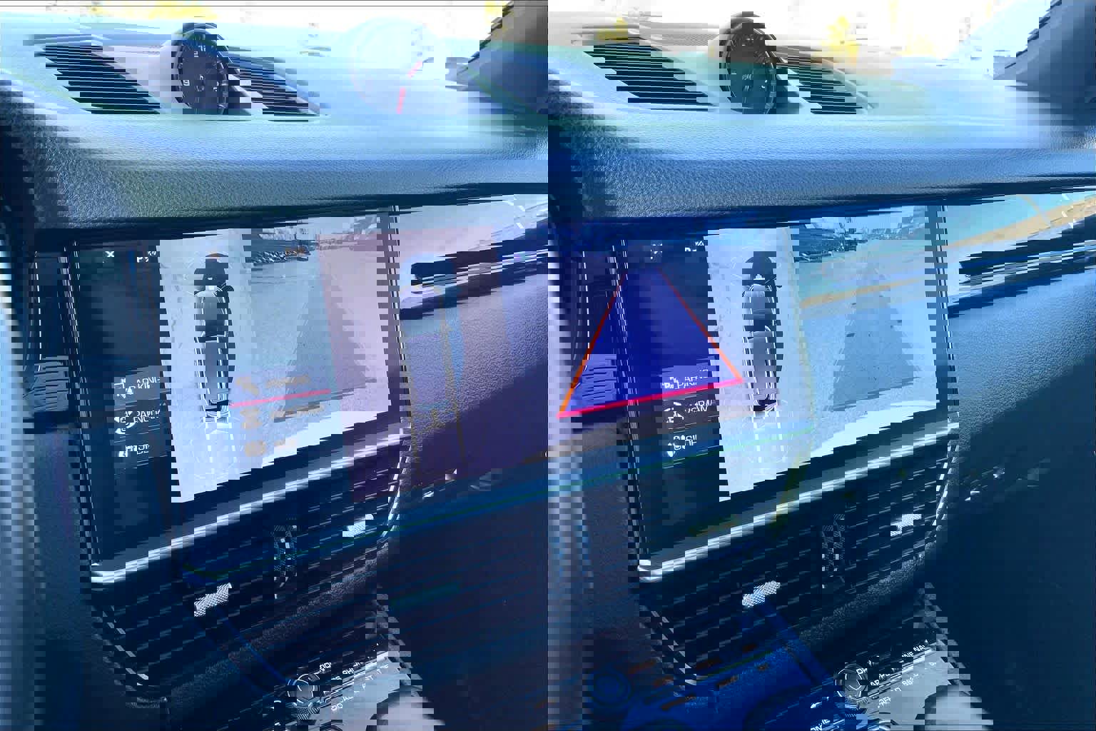 Used 2021 Porsche Cayenne S image 24