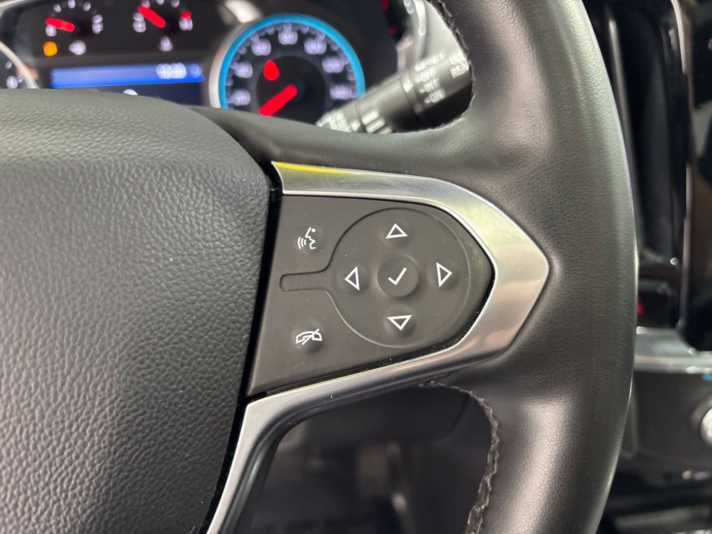 Used 2023 Chevrolet Traverse LT w/ LT Premium Package AWD/4WD image 16