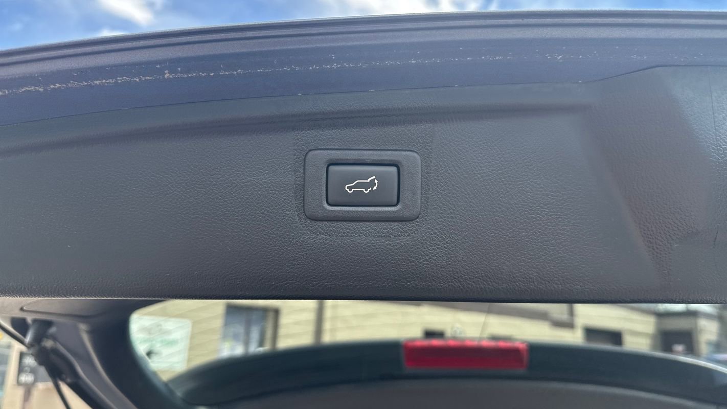 Used 2017 Subaru Outback 2.5i Limited AWD/4WD image 26