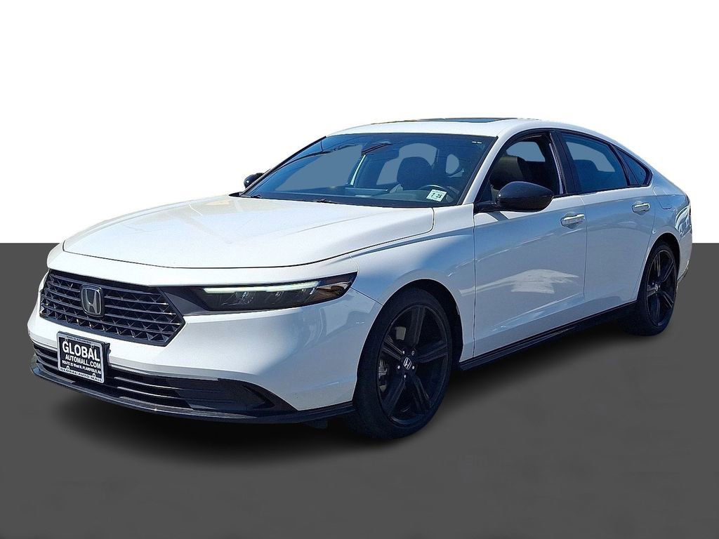 Used 2023 Honda Accord Sport image 3