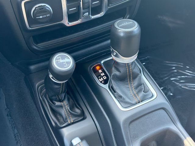 Used 2021 Jeep Gladiator Overland AWD/4WD image 22