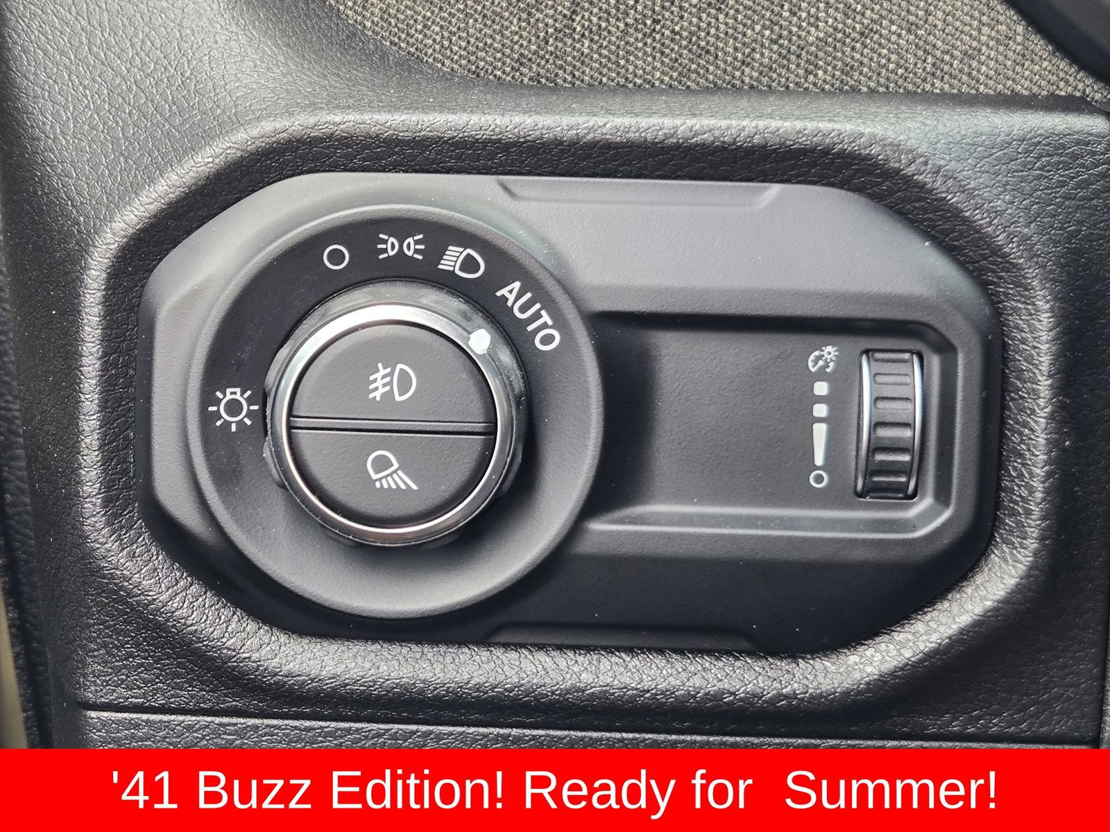 New 2026 Jeep Gladiator Willys AWD/4WD image 29