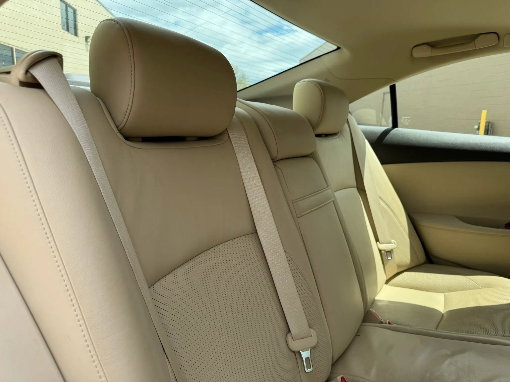 Used 2011 Lexus ES 350 FWD image 30