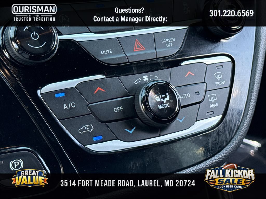 Used 2025 Chrysler Pacifica Limited FWD image 32