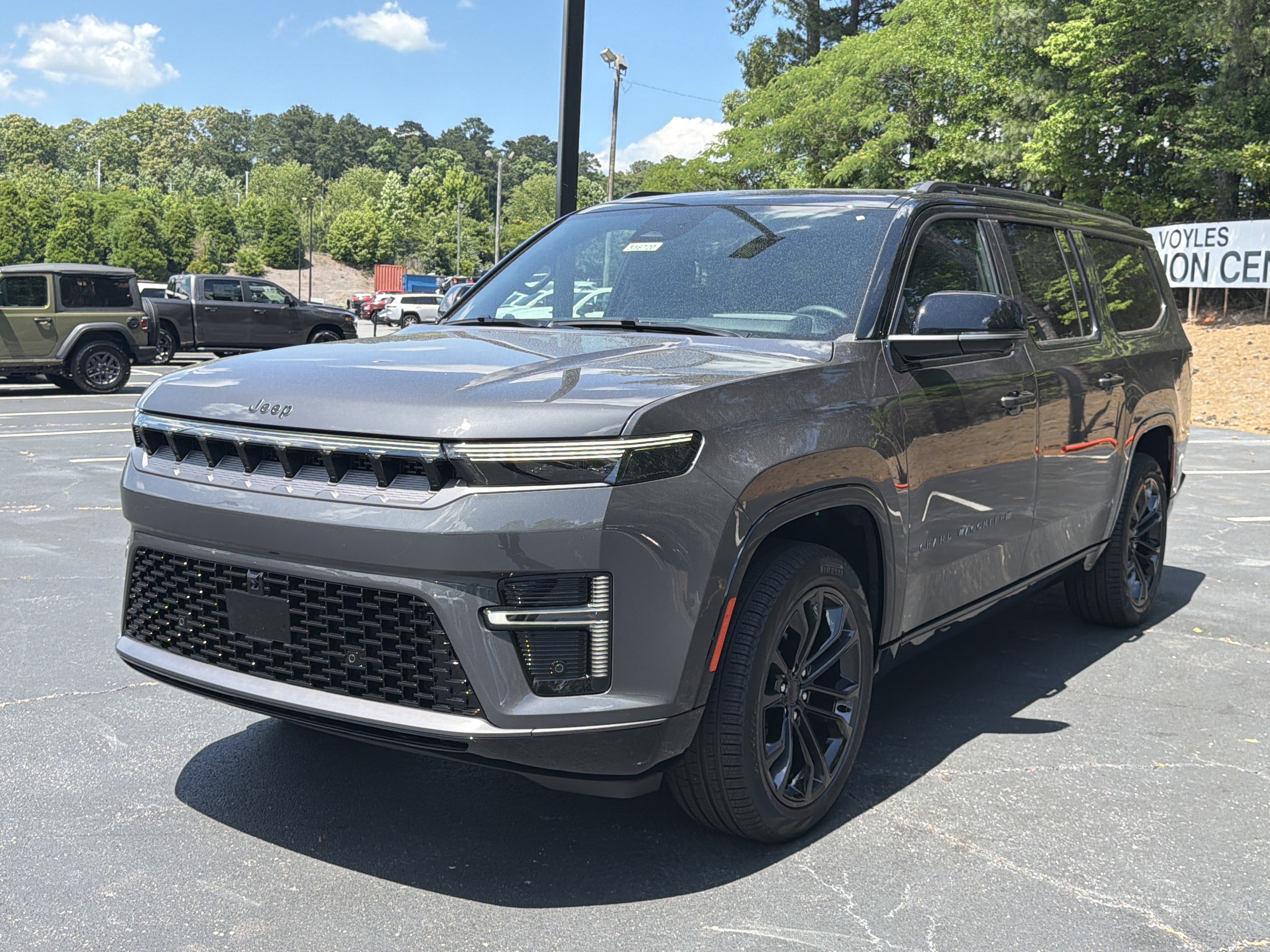 New 2026 Jeep Grand Wagoneer L Summit AWD/4WD image 3