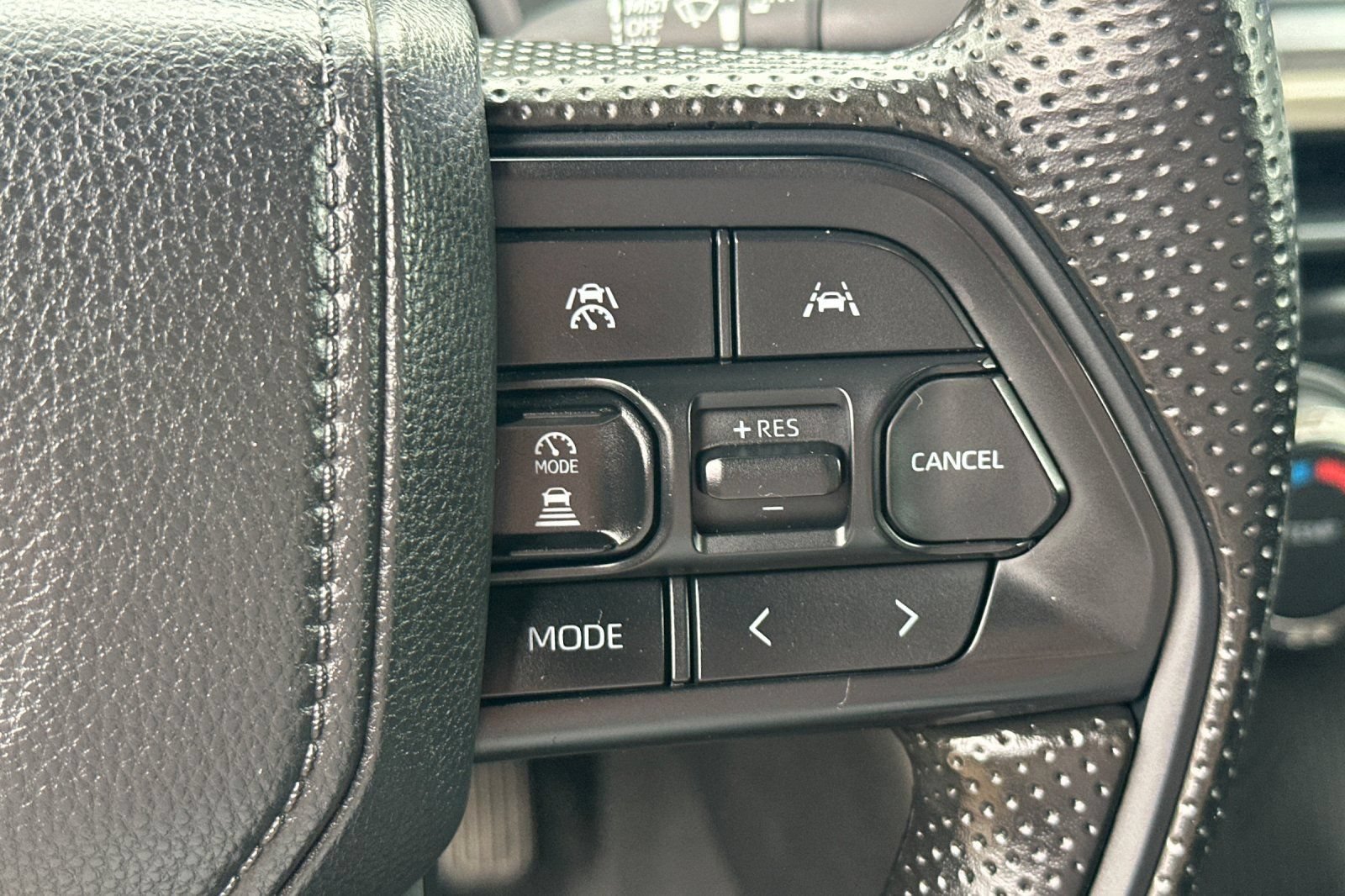 Certified 2025 Toyota Tacoma SR5 RWD image 38